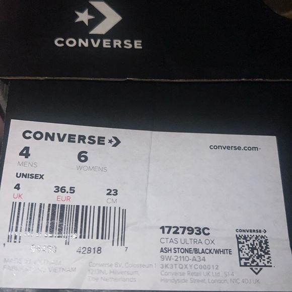 Converse Chuck Taylor All Star Ultra OX Unisex Gray/Black/Red Shoe/Sneaker | NEW - Picture 10 of 10